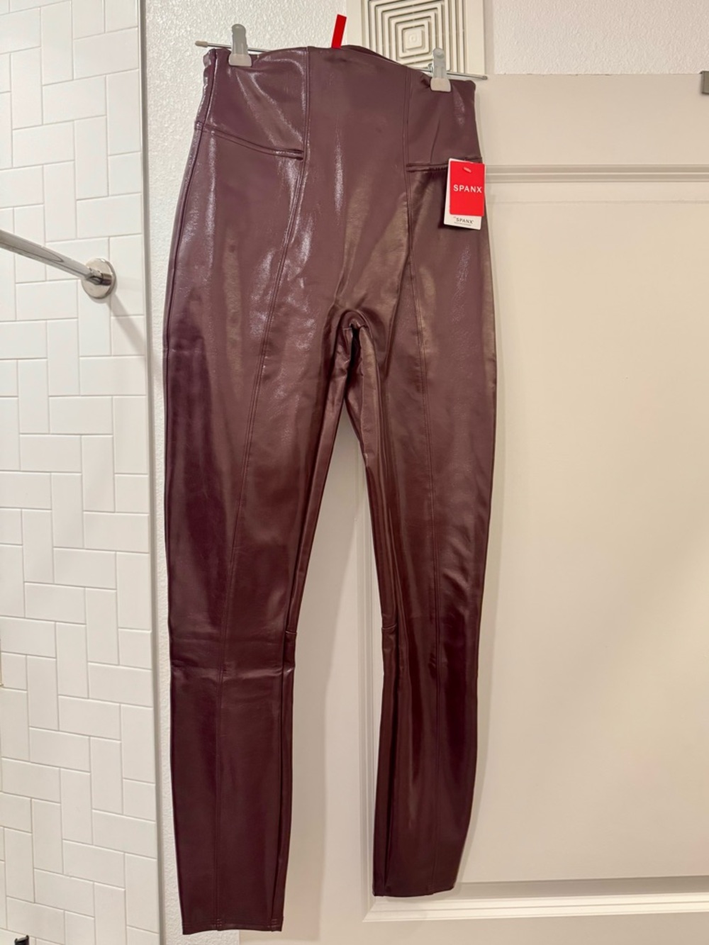 NWT - SPANX Patent Faux Leather Legging in Ruby Size S